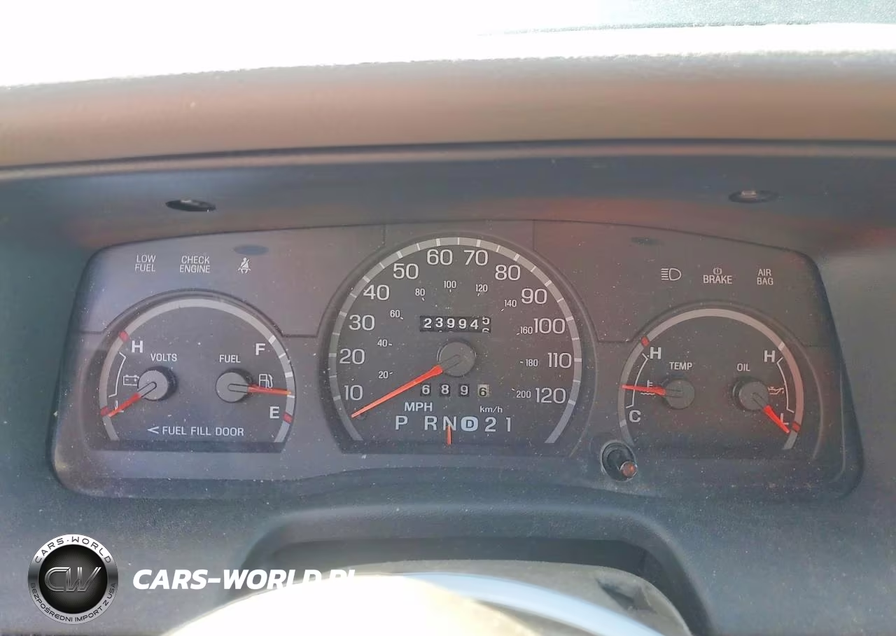 1999 Ford Crown Victoria Lx VIN:2FAFP74W6XX104183 - 9