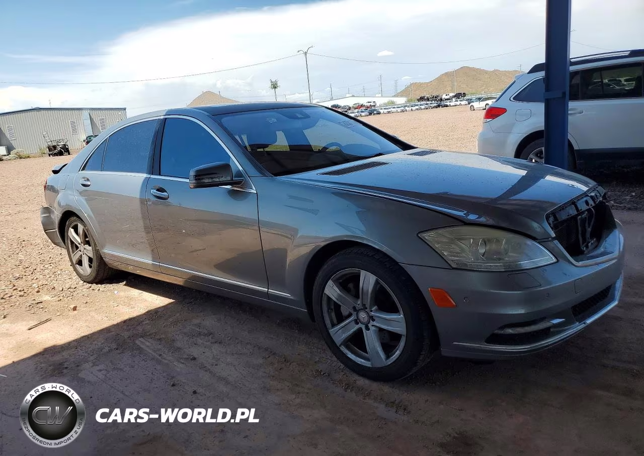 2011 Mercedes-Benz S 550 VIN:WDDNG7BB1BA385841 - 4