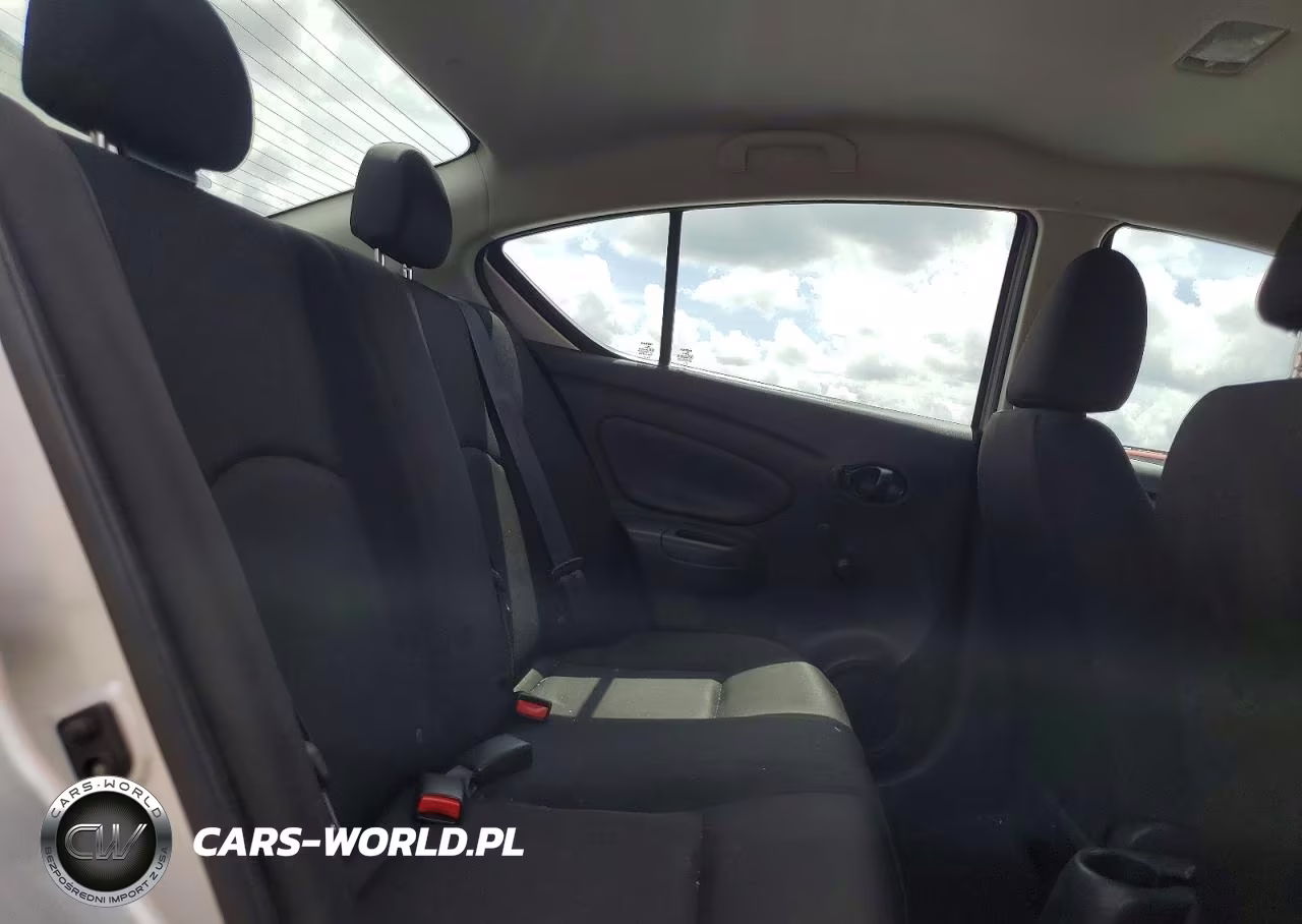 2019 Nissan Versa S VIN:3N1CN7AP5KL877871 - 10