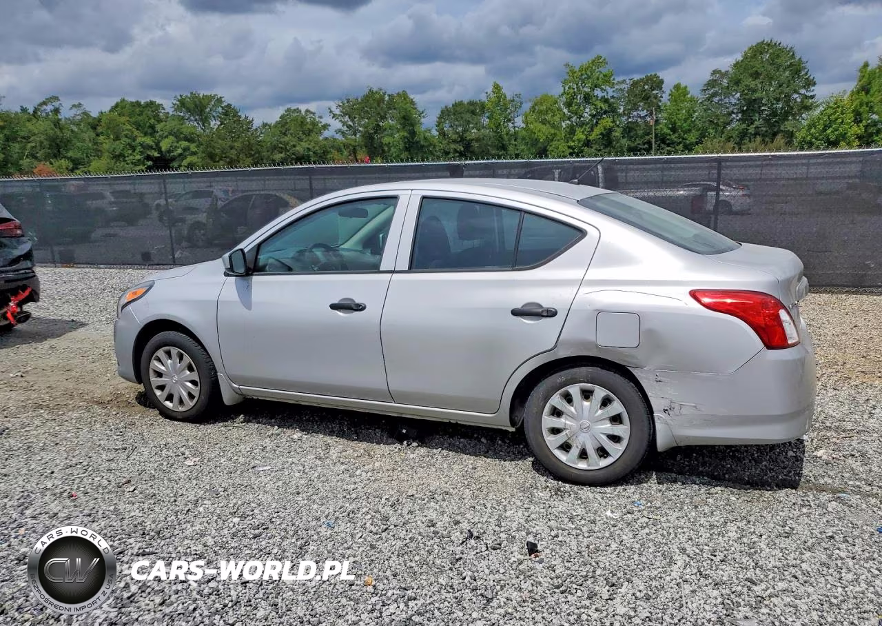 2019 Nissan Versa S VIN:3N1CN7AP5KL877871 - 2