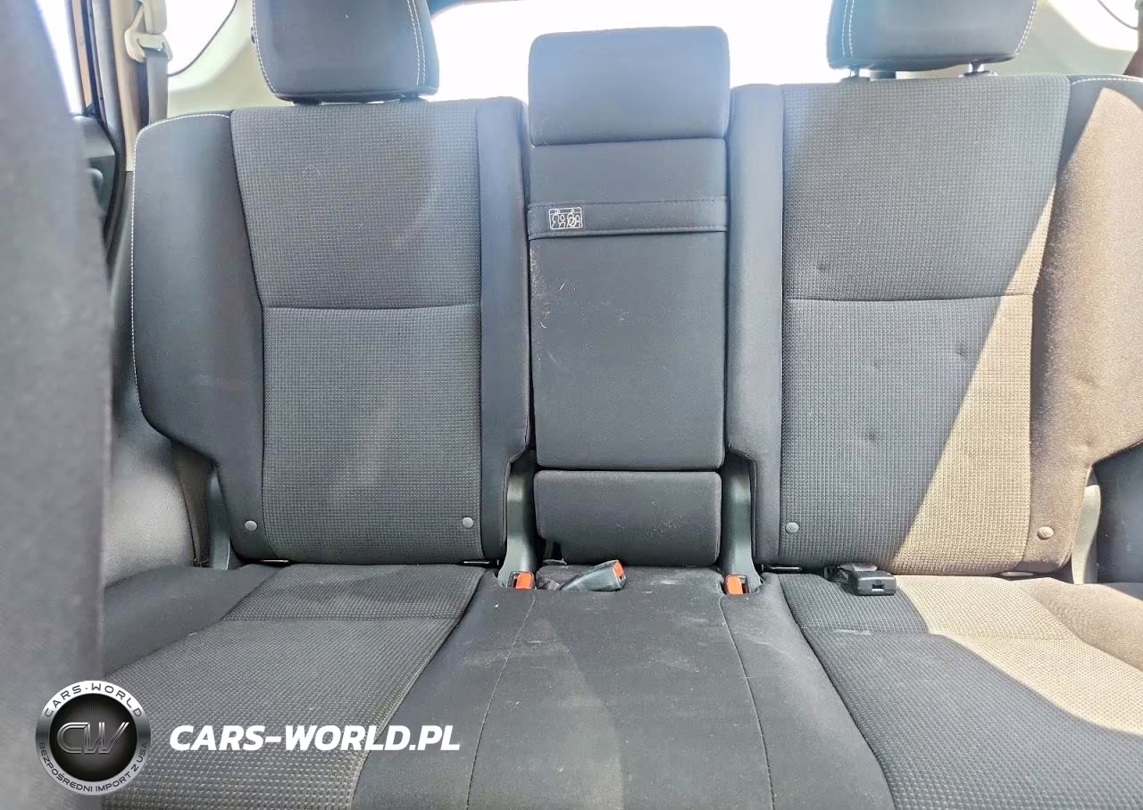 2017 Toyota Rav4 Hybrid Xle VIN:JTMRJREVXHD150831 - 10