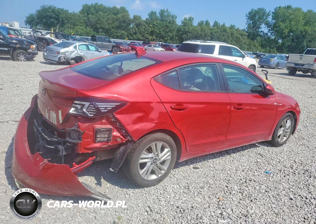 2019 Hyundai Elantra Sel VIN:5NPD84LF4KH405074 - 3