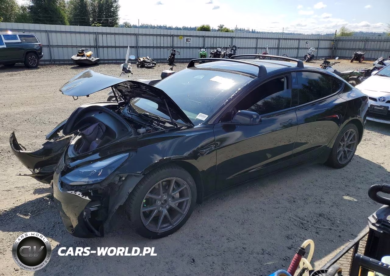 2022 Tesla Model 3 – zdjęcie 1 z 13