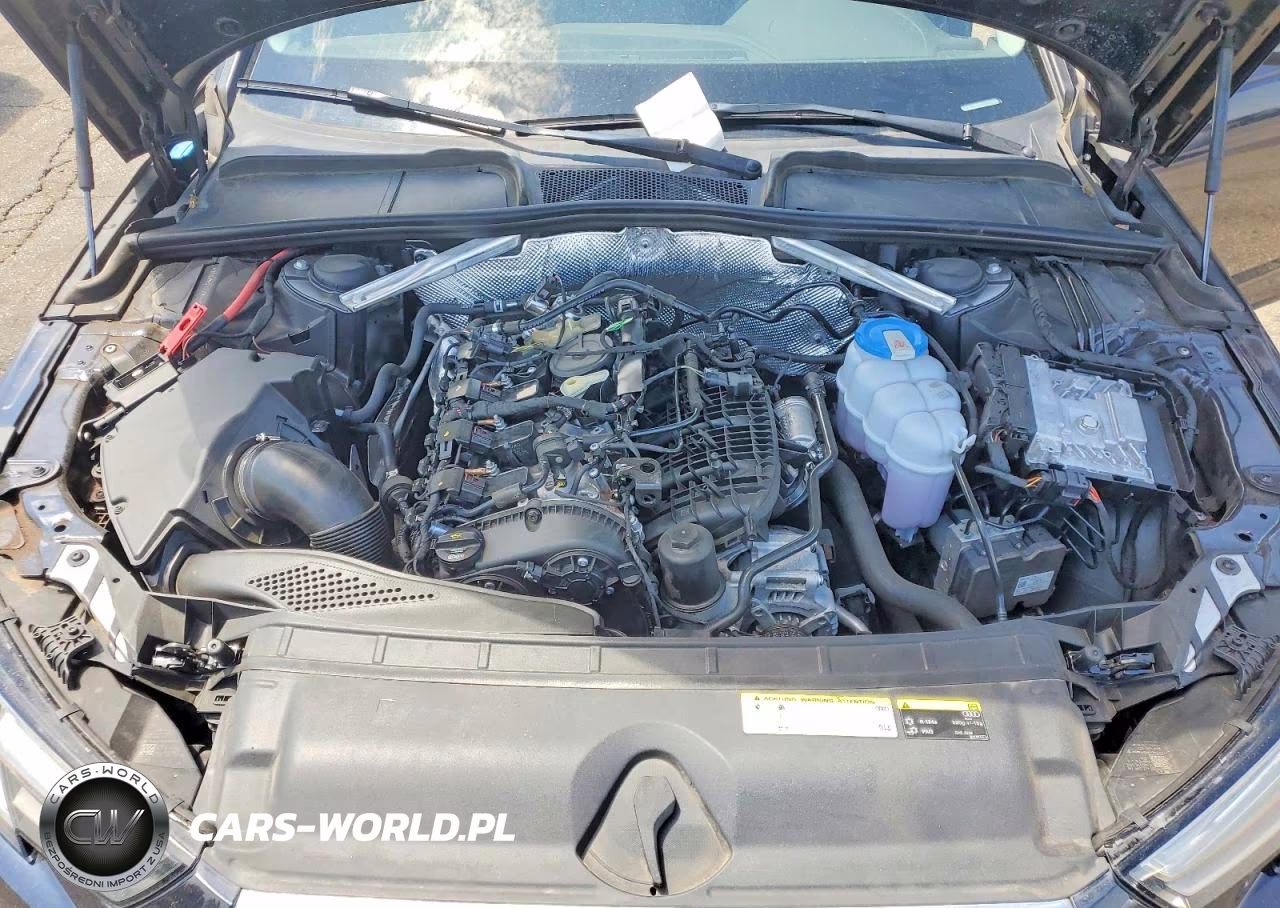 2017 Audi A4 Premium VIN:WAUANAF44HN002674 - 11