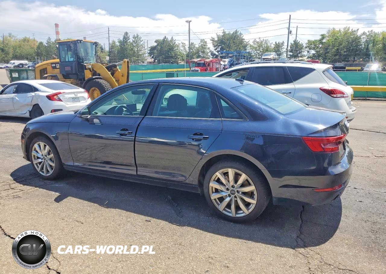 2017 Audi A4 Premium VIN:WAUANAF44HN002674 - 2