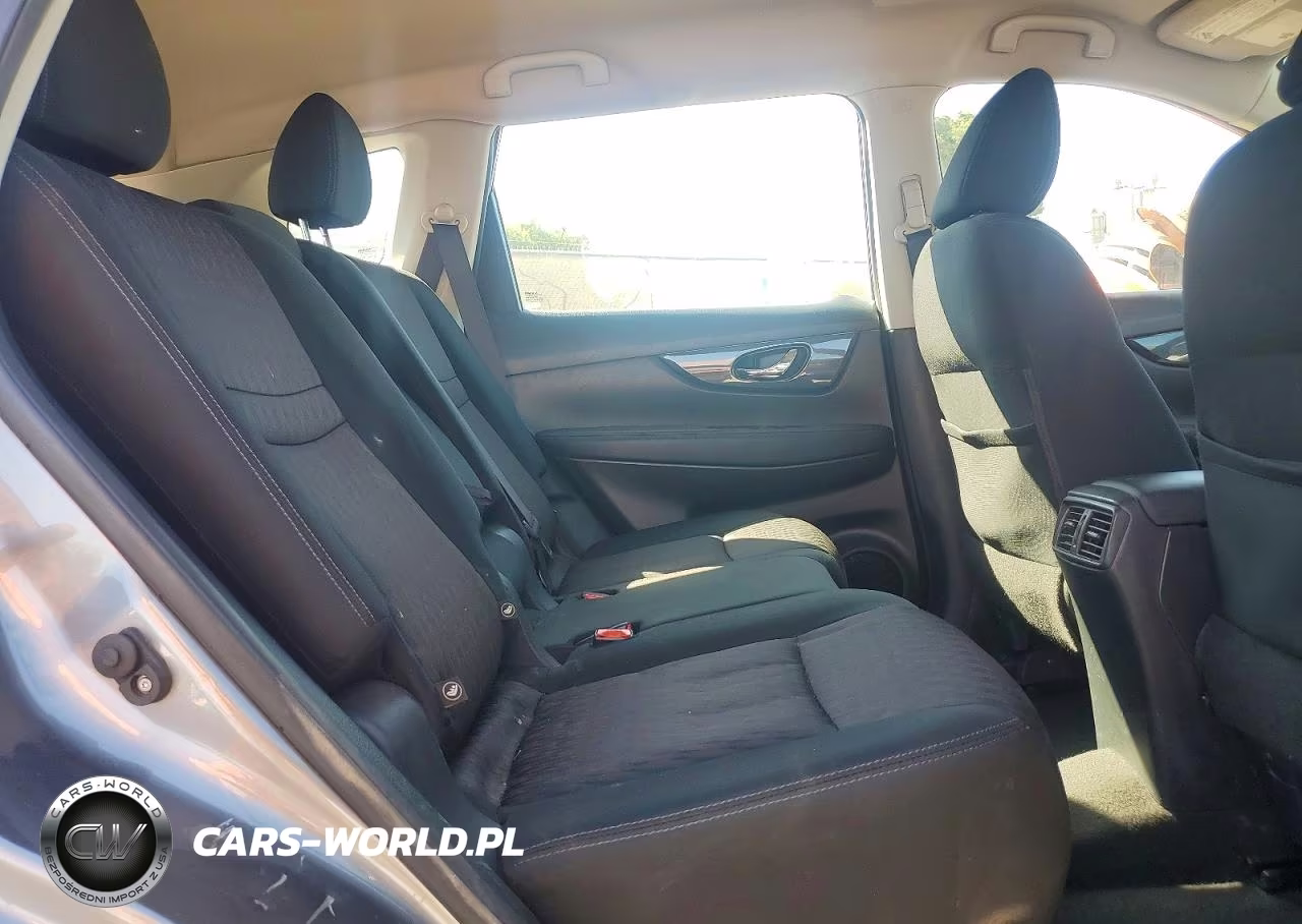 2017 Nissan Rogue S VIN:KNMAT2MT1HP574833 - 11