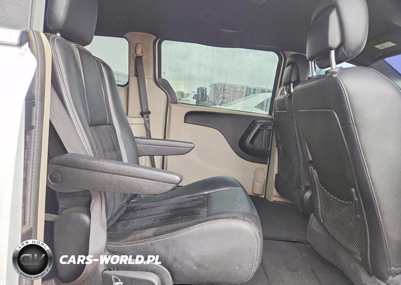 2018 Dodge Grand Caravan Sxt VIN:2C4RDGCG2JR298491 - 10