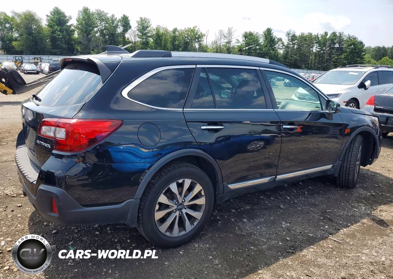 2019 Subaru Outback Touring VIN:4S4BSATC0K3229905 - 3