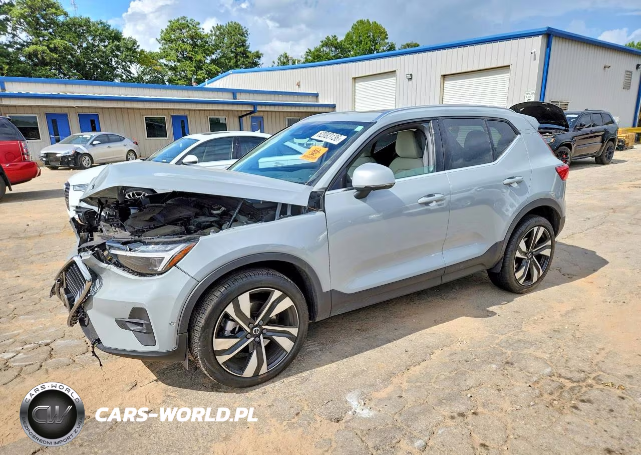2024 Volvo Xc40 Plus