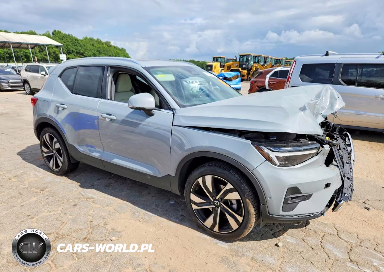 2024 Volvo Xc40 Plus VIN:YV4L12UE6R2218874 - 4