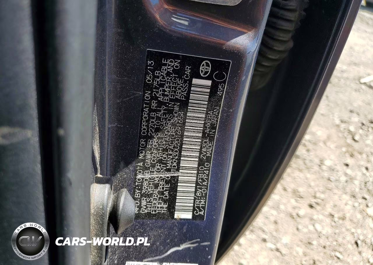 2013 Toyota Prius Three VIN:JTDKN3DU2D1691654 - 12