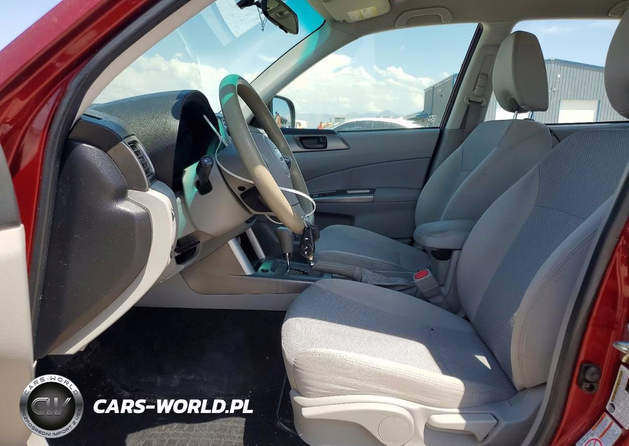 2013 Subaru Forester 2.5X VIN:JF2SHABC9DH444923 - 7