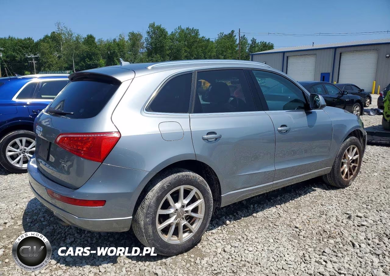 2011 Audi Q5 Premium VIN:WA1CFAFP8BA032353 - 3