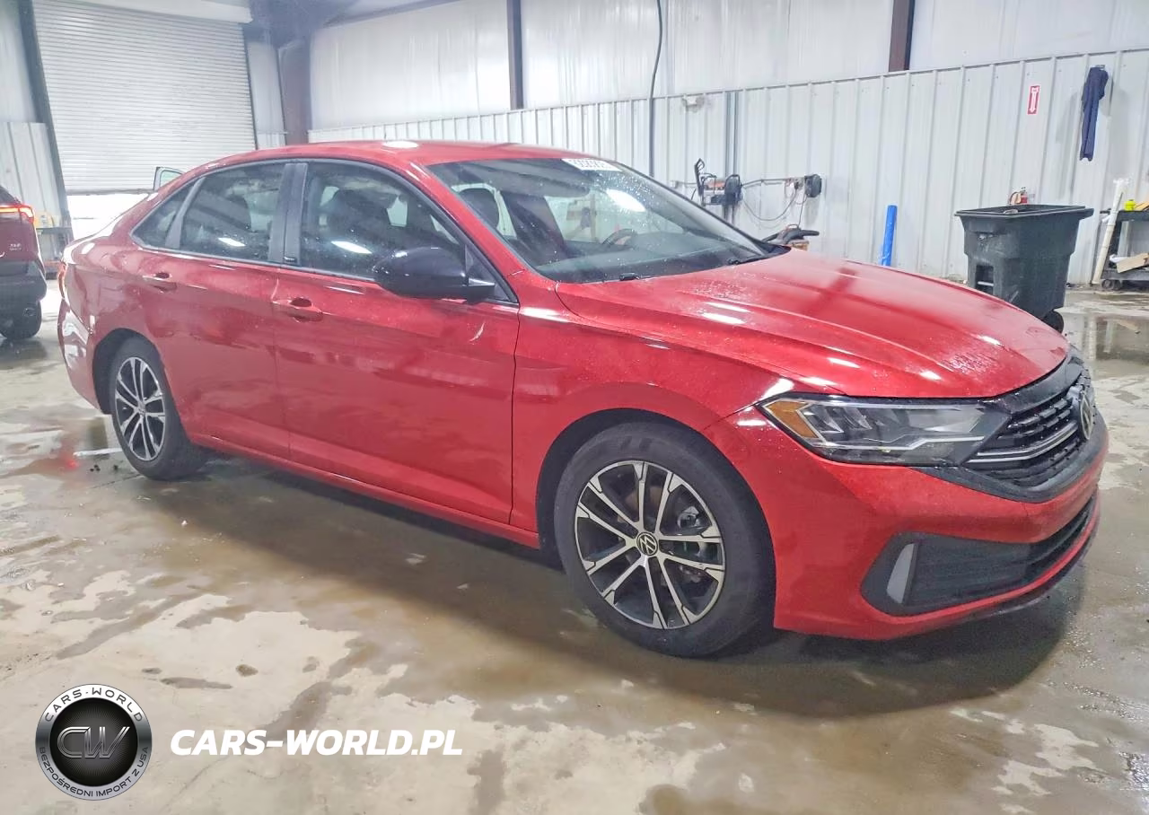 2024 Volkswagen Jetta Sport VIN:3VWBM7BU6RM081826 - 4
