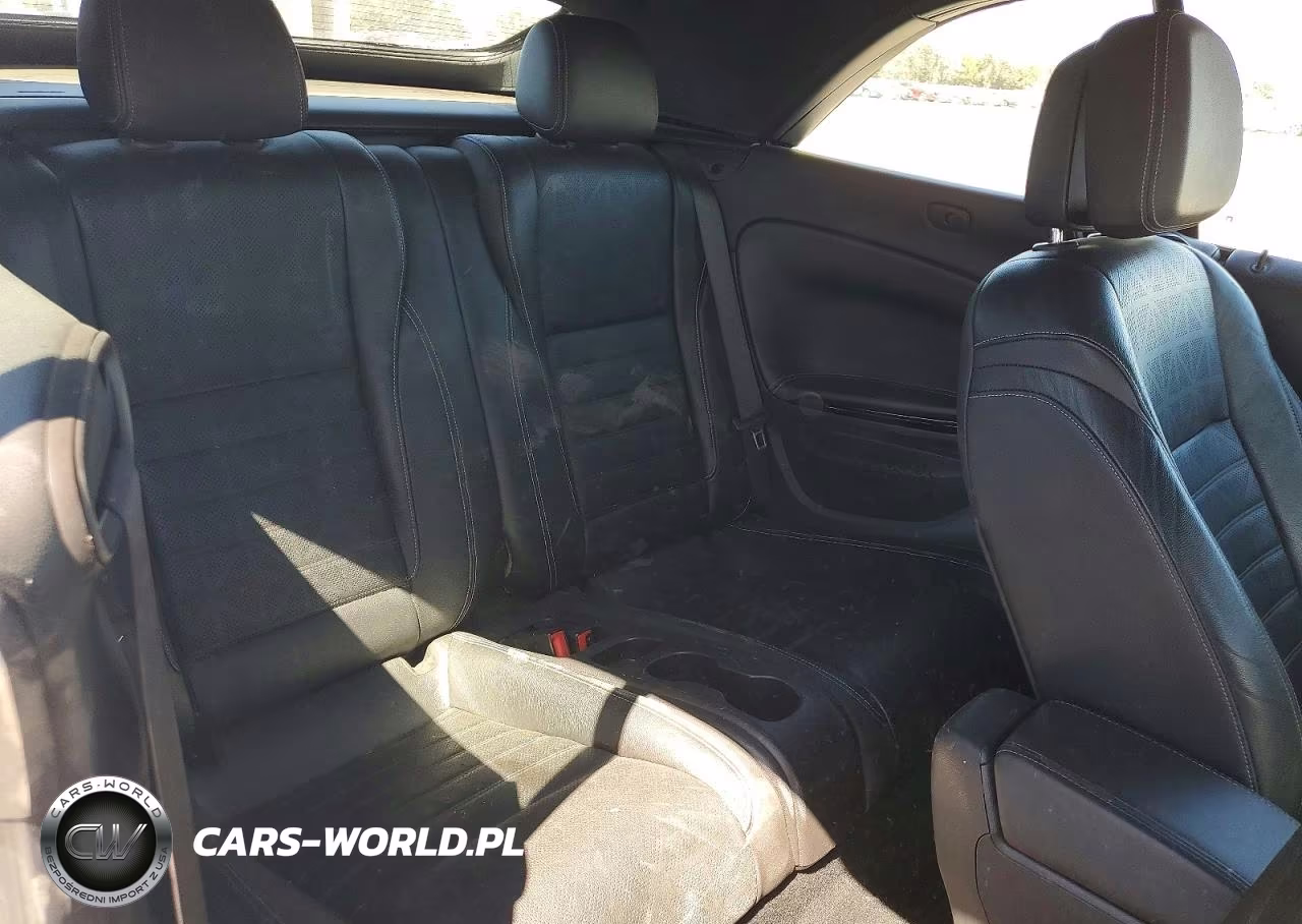 2018 Buick Cascada Premium VIN:W04WH3N57JG037087 - 10
