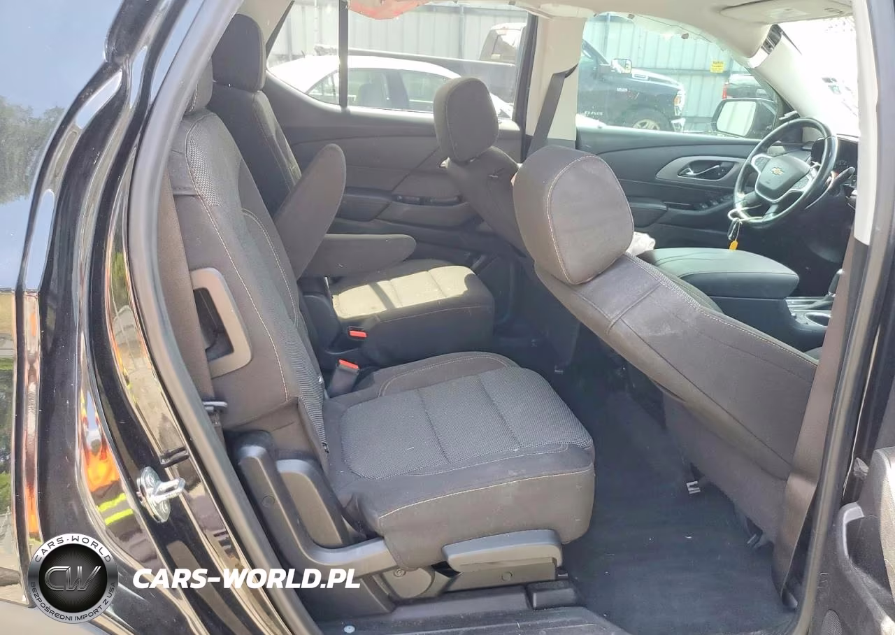 2020 Chevrolet Traverse Lt VIN:1GNERGKW0LJ130775 - 11