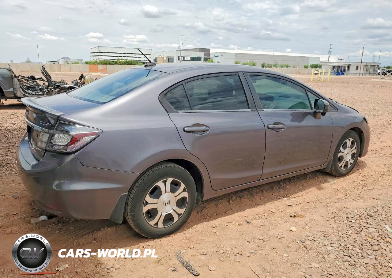 2014 Honda Civic Hybrid VIN:19XFB4F21EE000821 - 3