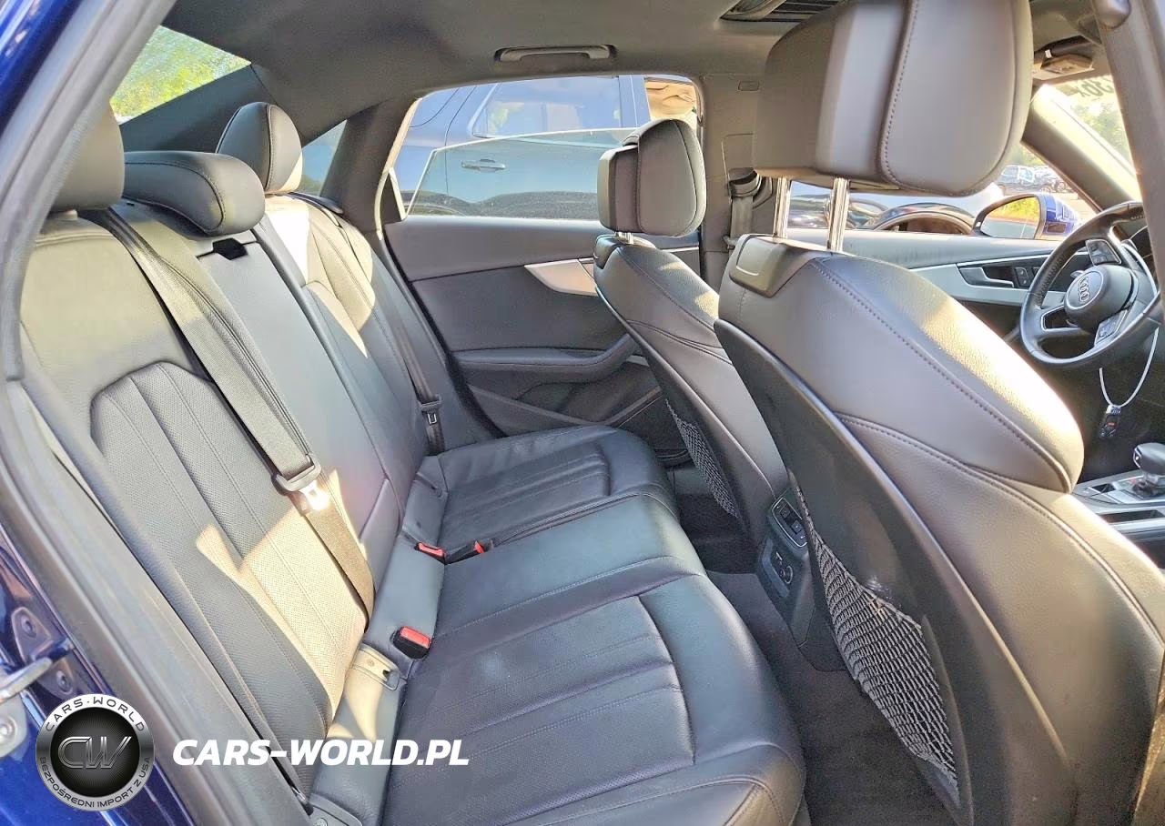 2019 Audi A4 Premium Plus VIN:WAUENAF44KN006135 - 10