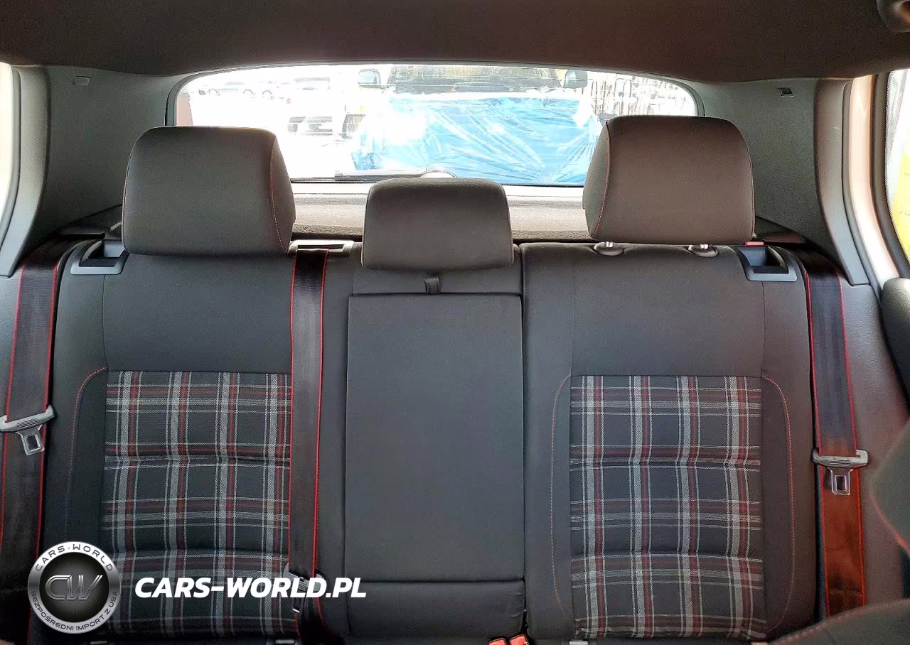2013 Volkswagen Gti VIN:WVWHV7AJ8DW127943 - 10