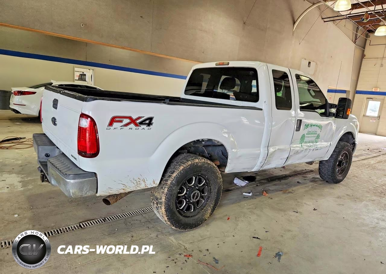 2013 Ford F250 Super Duty VIN:1FT7X2B61DEB72649 - 3