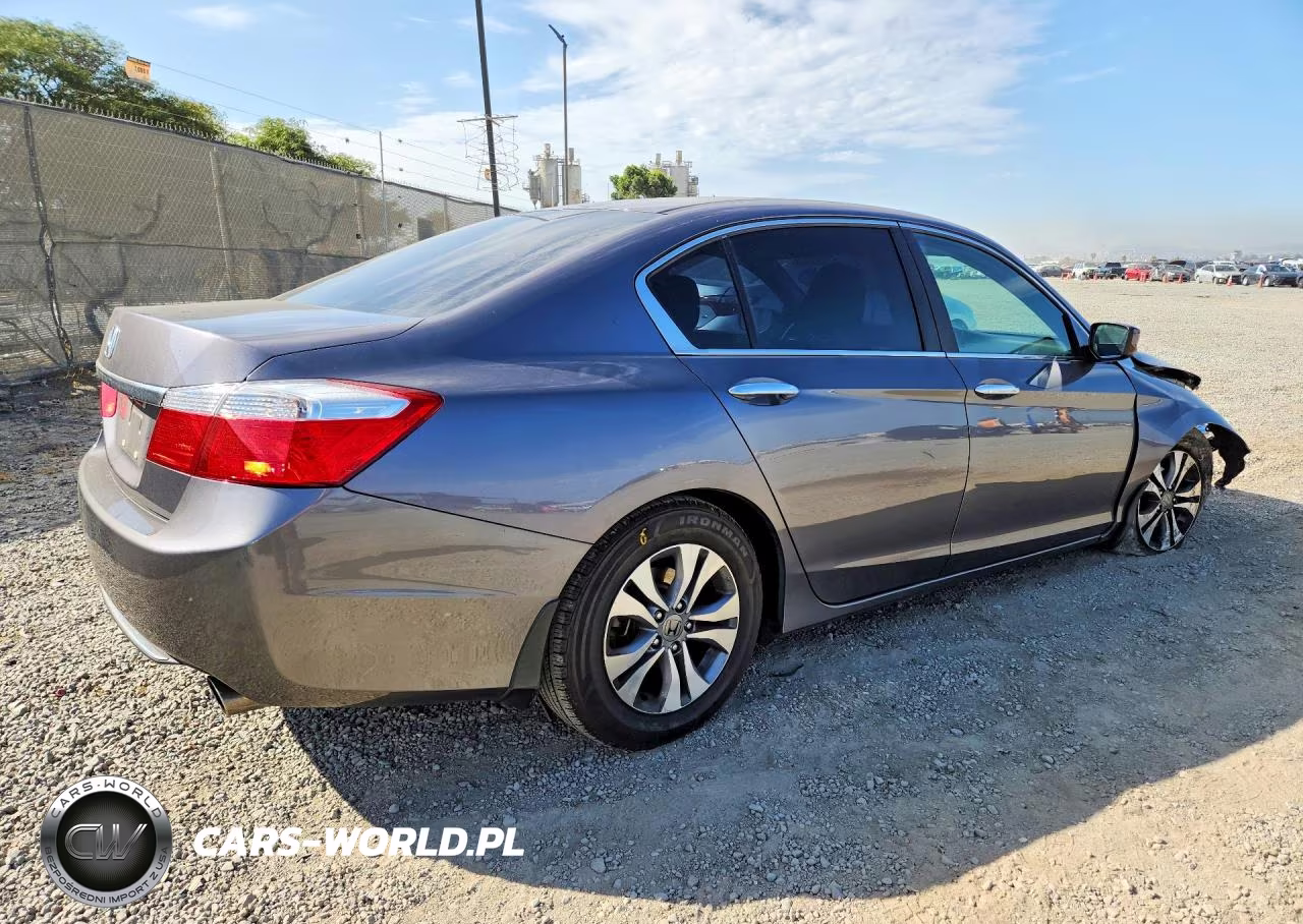 2015 Honda Accord Lx VIN:1HGCR2F3XFA166997 - 3