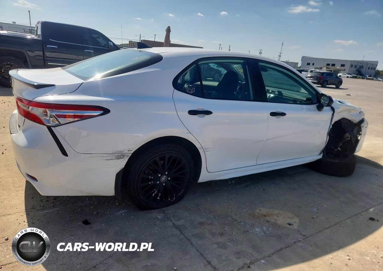 2020 Toyota Camry Se Nightshade VIN:4T1G11AK2LU354533 - 3
