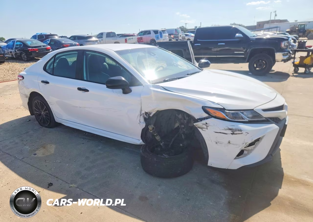 2020 Toyota Camry Se Nightshade VIN:4T1G11AK2LU354533 - 4