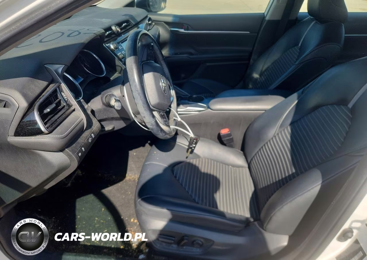 2020 Toyota Camry Se Nightshade VIN:4T1G11AK2LU354533 - 7