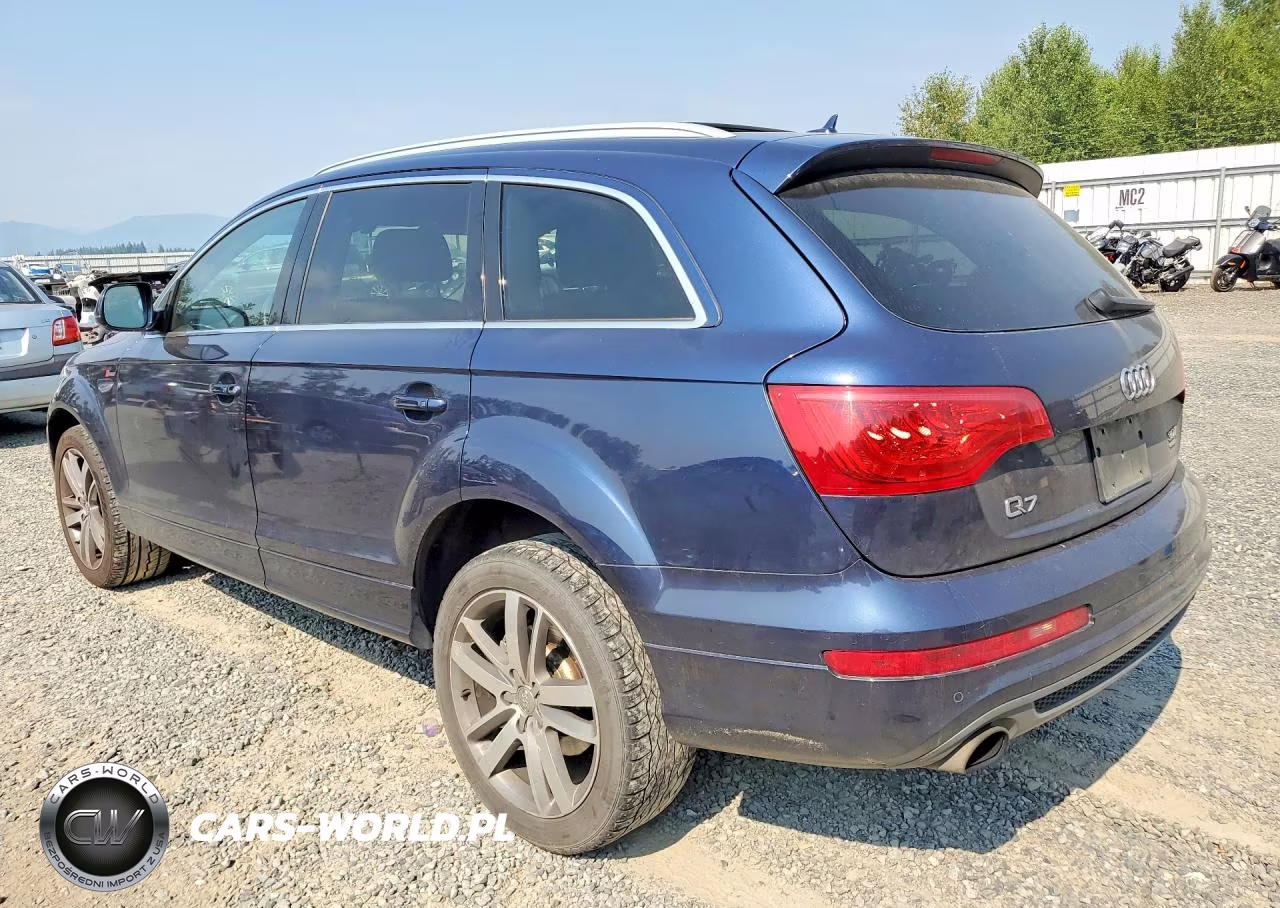 2015 Audi Q7 Prestige VIN:WA1DGAFE3FD009356 - 2