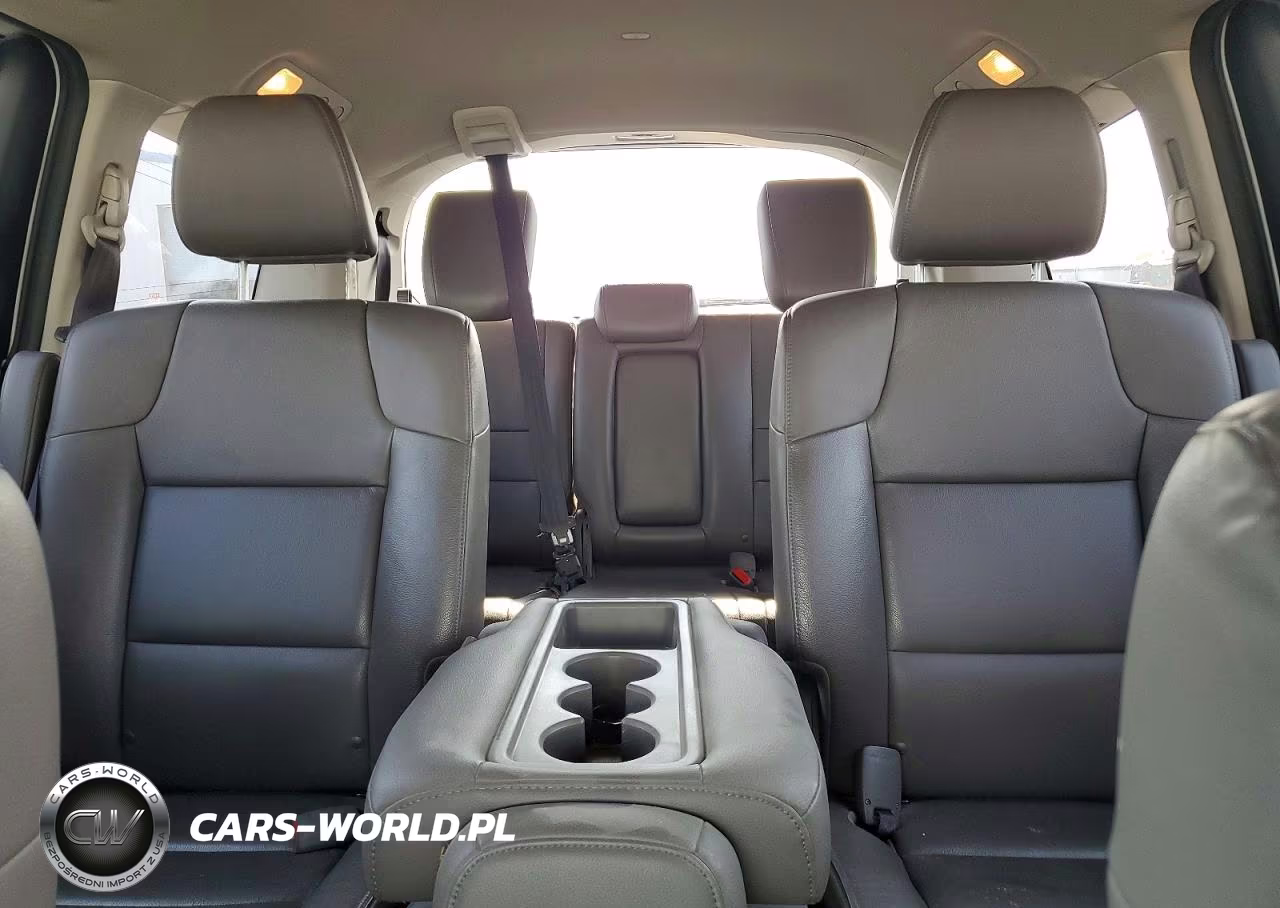 2016 Honda Odyssey Touring VIN:5FNRL5H97GB016996 - 10