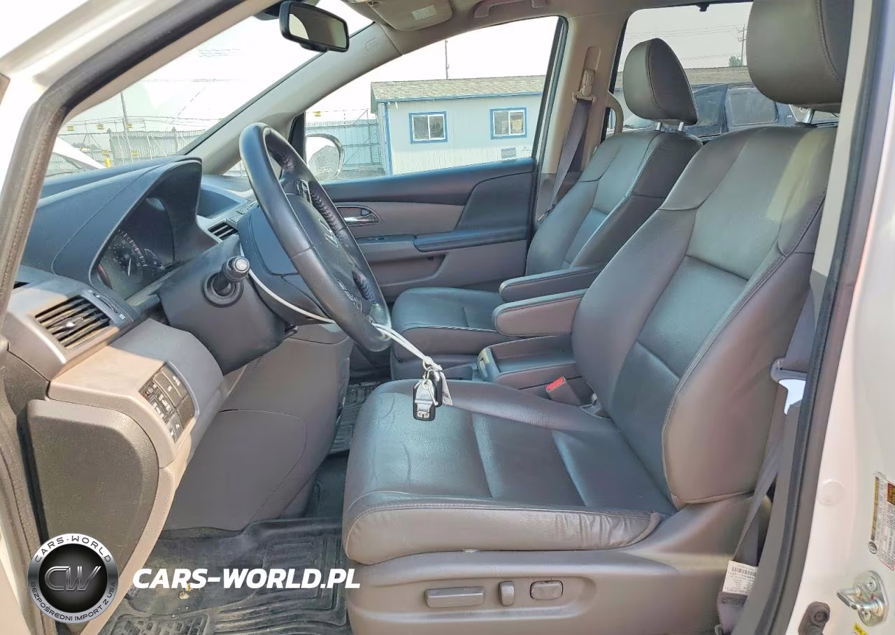 2016 Honda Odyssey Touring VIN:5FNRL5H97GB016996 - 7
