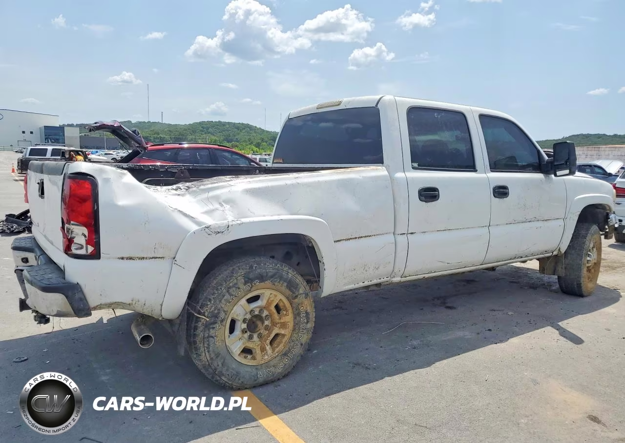 2003 GMC Sierra C1500 Heavy Duty VIN:1GTGC13U73F154748 - 3