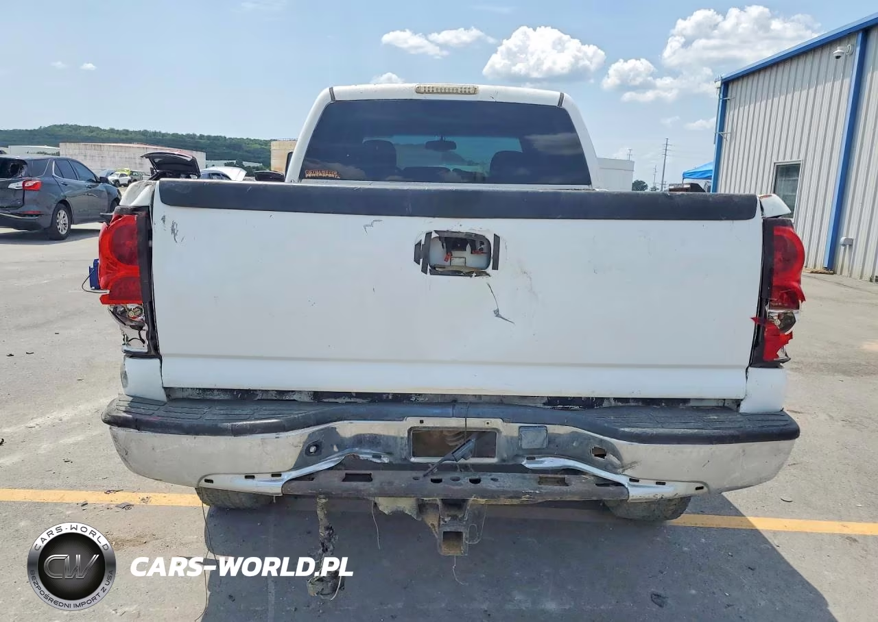 2003 GMC Sierra C1500 Heavy Duty VIN:1GTGC13U73F154748 - 6