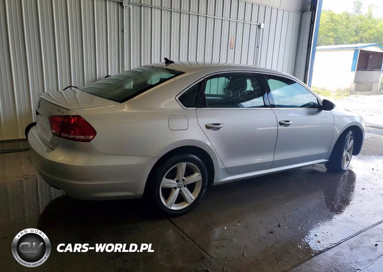2012 Volkswagen Passat Se VIN:1VWBN7A3XCC089927 - 3