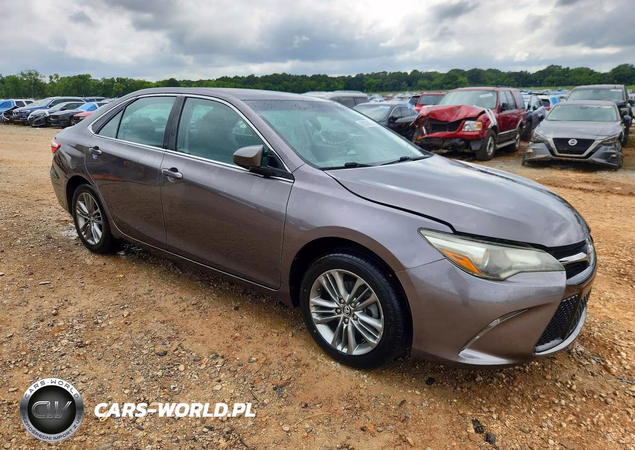 2017 Toyota Camry Se VIN:4T1BF1FK2HU327554 - 4