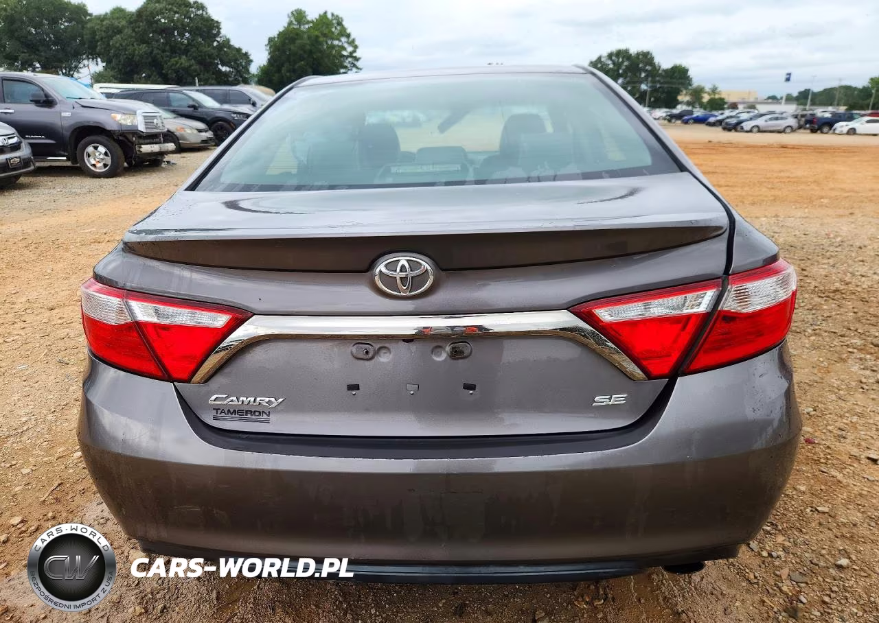 2017 Toyota Camry Se VIN:4T1BF1FK2HU327554 - 6