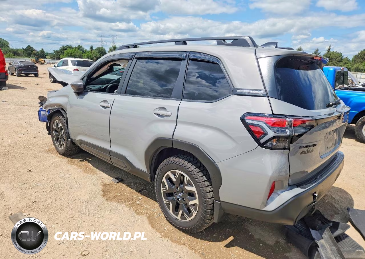 2025 Subaru Forester Premium VIN:JF2SLDDC4SH593430 - 2