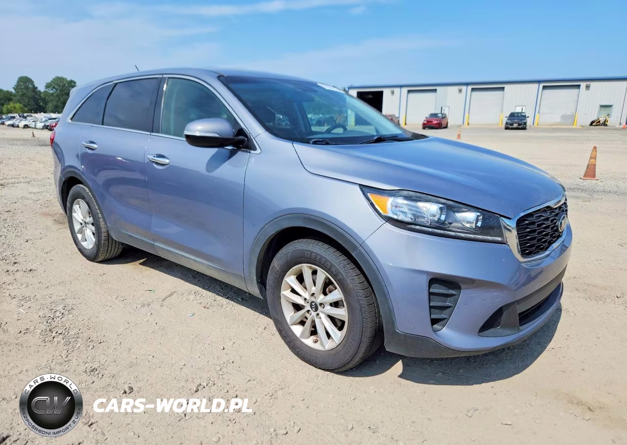 2020 Kia Sorento S VIN:5XYPG4A53LG612686 - 4