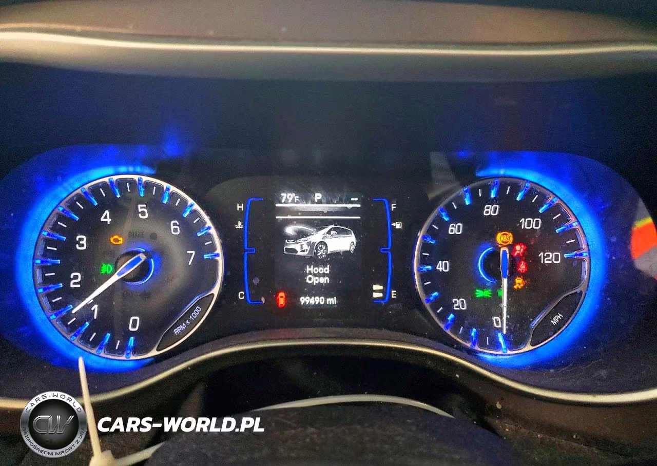 2018 Chrysler Pacifica Touring L VIN:2C4RC1BG7JR193835 - 9