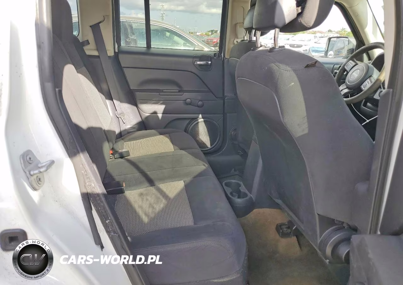 2014 Jeep Patriot Sport VIN:1C4NJPBB3ED888219 - 10