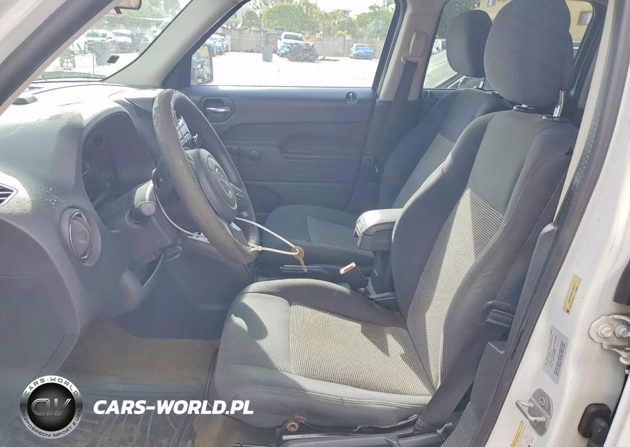 2014 Jeep Patriot Sport VIN:1C4NJPBB3ED888219 - 7