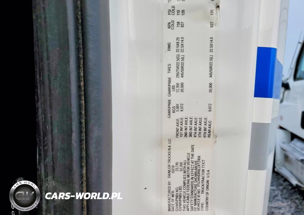 2020 Freightliner Cascadia 126 VIN:1FUJHHDR6LLKT2456 - 13