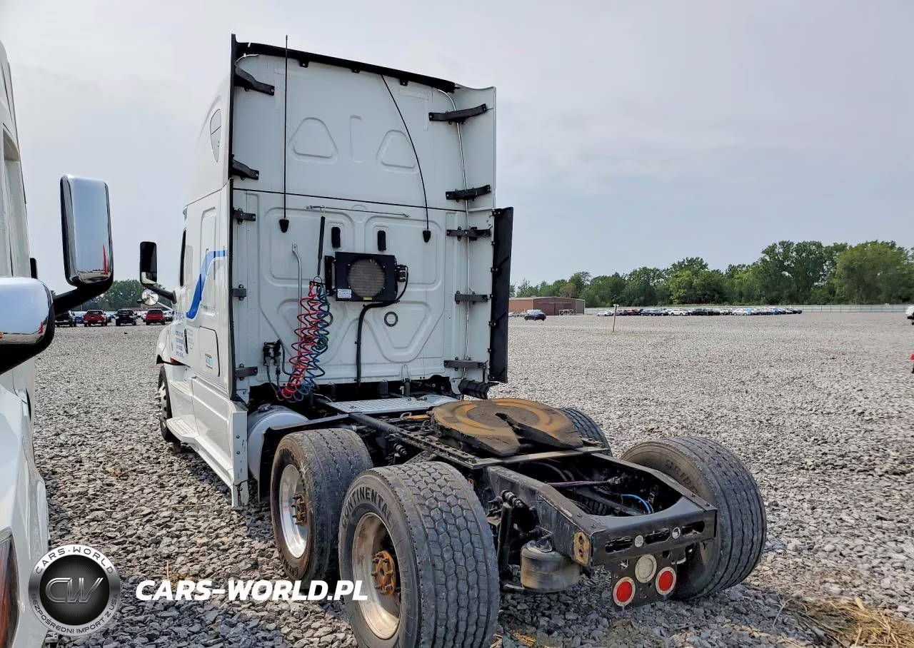 2020 Freightliner Cascadia 126 VIN:1FUJHHDR6LLKT2456 - 2