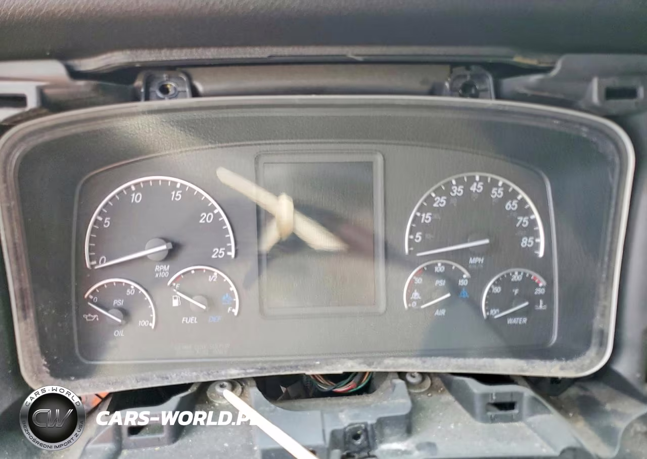 2020 Freightliner Cascadia 126 VIN:1FUJHHDR6LLKT2456 - 9