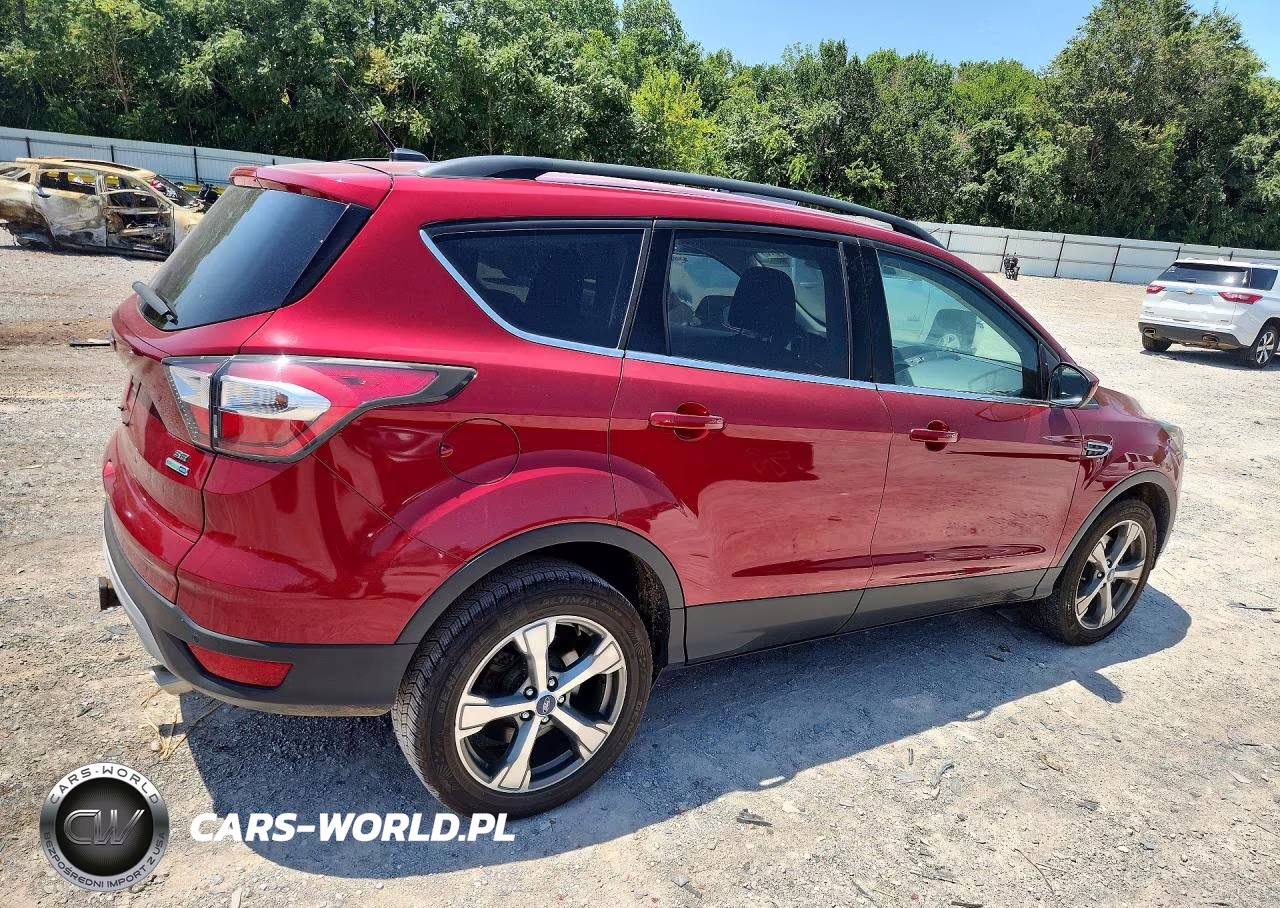 2017 Ford Escape Se VIN:1FMCU9G93HUA82199 - 3