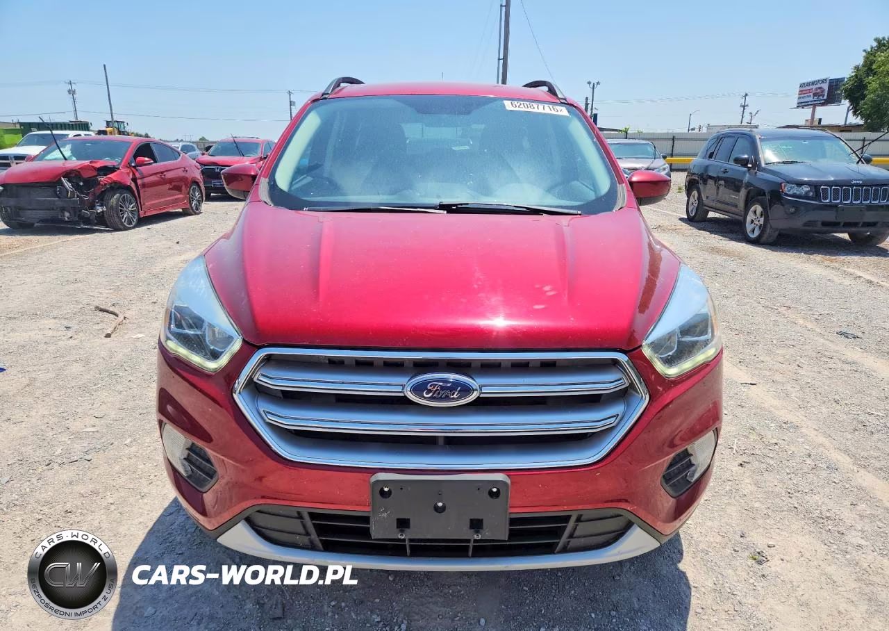2017 Ford Escape Se VIN:1FMCU9G93HUA82199 - 5