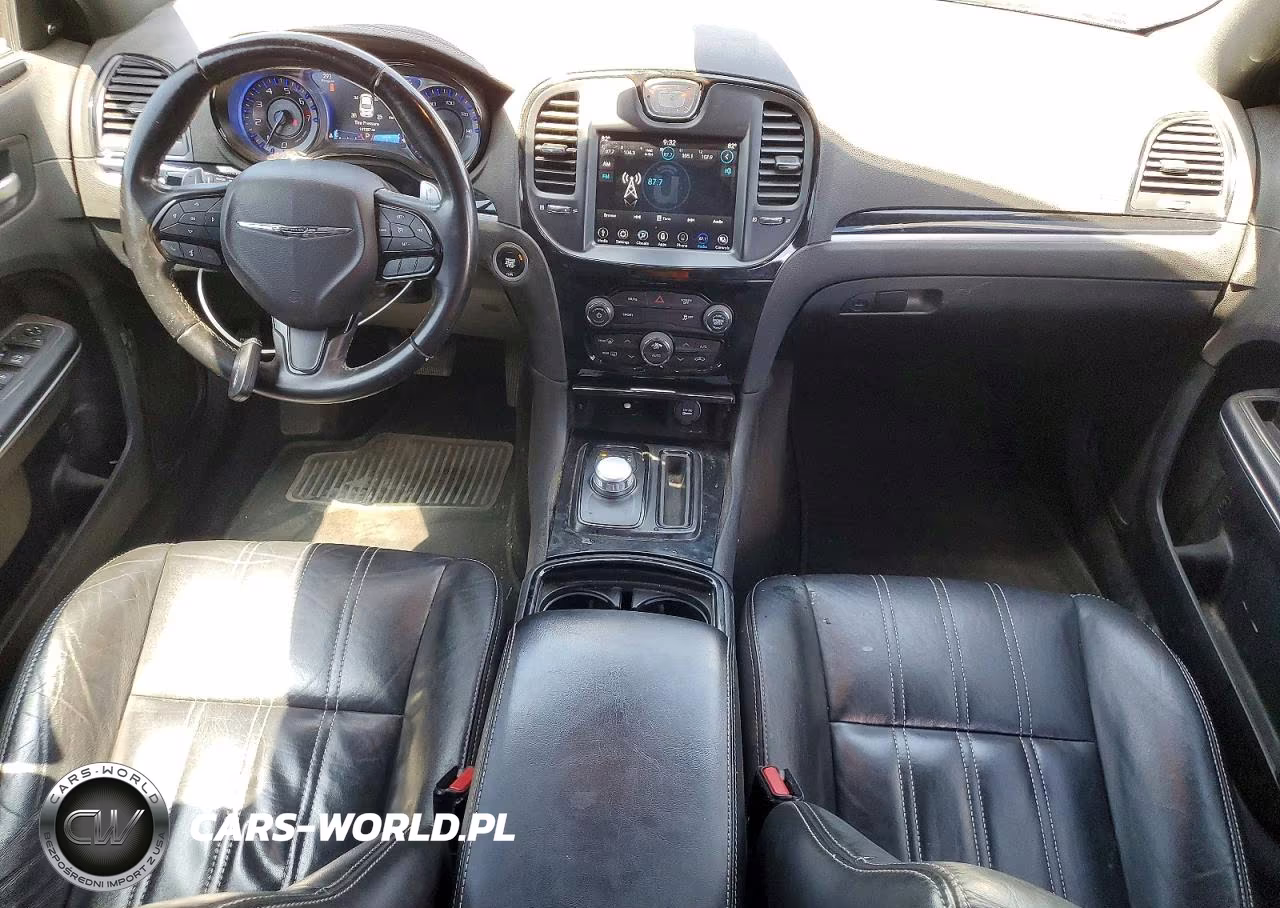 2018 Chrysler 300 S VIN:2C3CCABG1JH214551 - 8