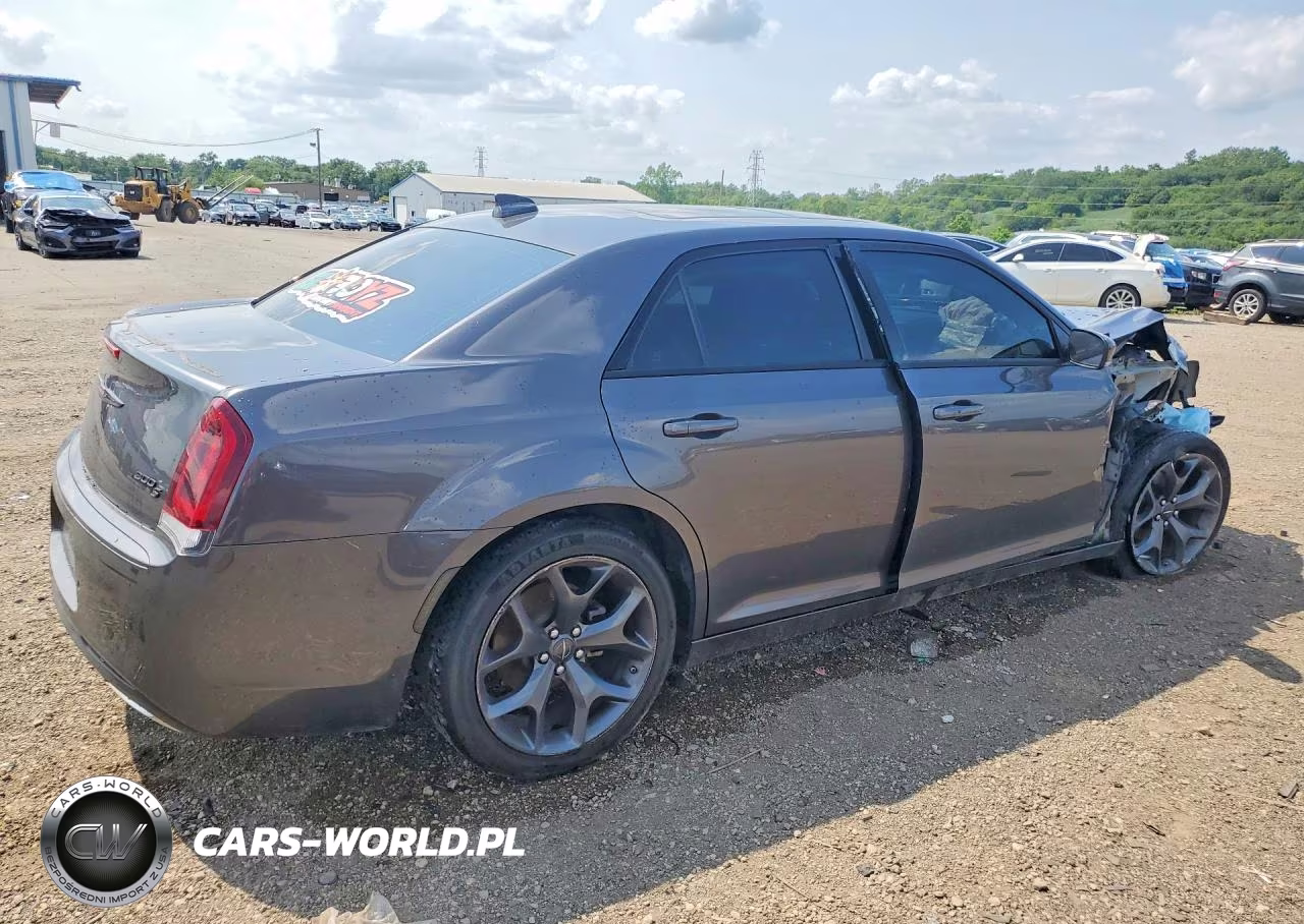 2023 Chrysler 300 S VIN:2C3CCABG5PH585267 - 3