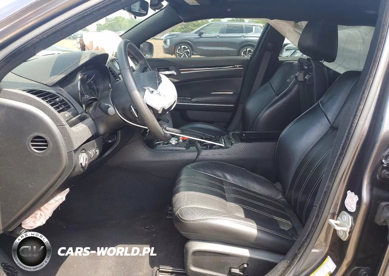 2023 Chrysler 300 S VIN:2C3CCABG5PH585267 - 7