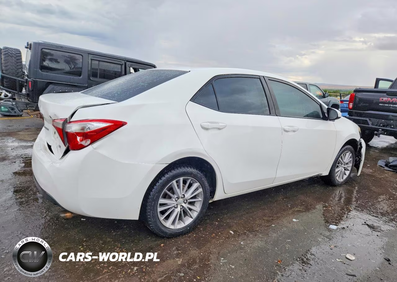 2014 Toyota Corolla Le Plus VIN:2T1BURHE5EC012353 - 3